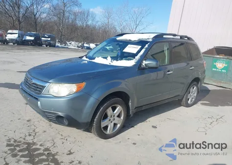 2010 Subaru Forester 2.5X Premium z USA, uszkodzony, nr VIN JF2SH6CCXAH729685